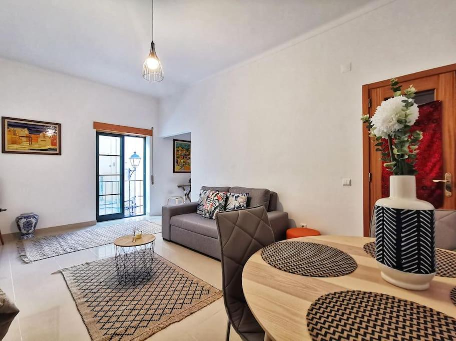 Downtown Apartment Setubal Bagian luar foto